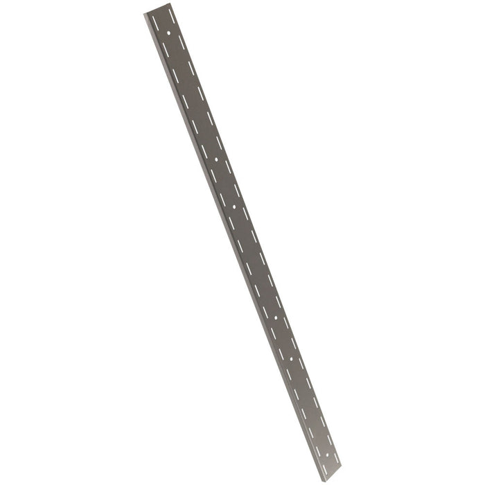 Crémaillère murale Diamond pleine de 900 mm pour consoles, fixation solide en métal visible.