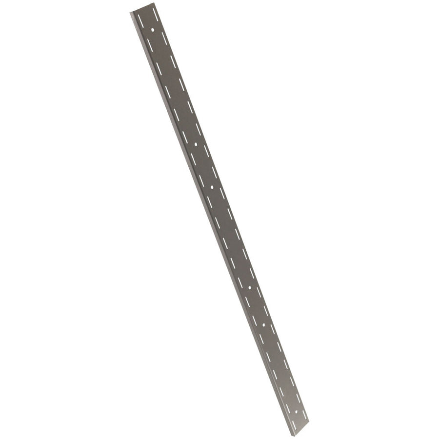 Crémaillère murale Diamond pleine de 900 mm pour consoles, fixation solide en métal visible.