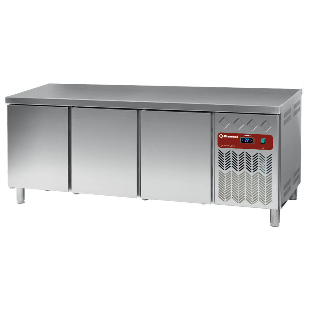 Table frigorifique ventilée Diamond 3 portes, dimensions 600x400 mm, capacité 550L, réfrigérée pour stockage professionnel