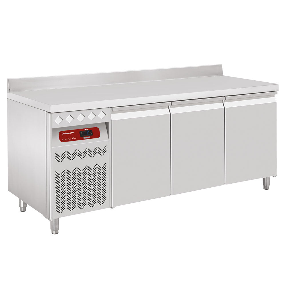 Table frigorifique "murale" ventilée, 3 portes GN 1/1, 405 Lit. groupe à gauche