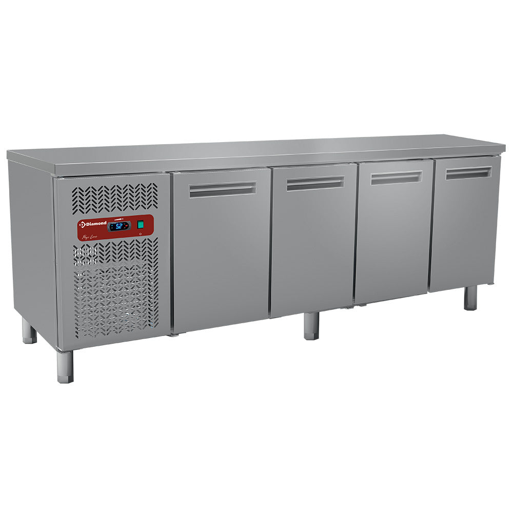 Table frigorifique ventilée Diamond à 4 portes GN 1/1, capacité de 550 litres, réfrigérée et idéale pour la restauration.