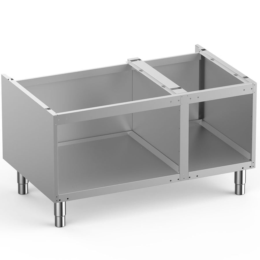 Soubassement ouvert, sur pieds inox réglables