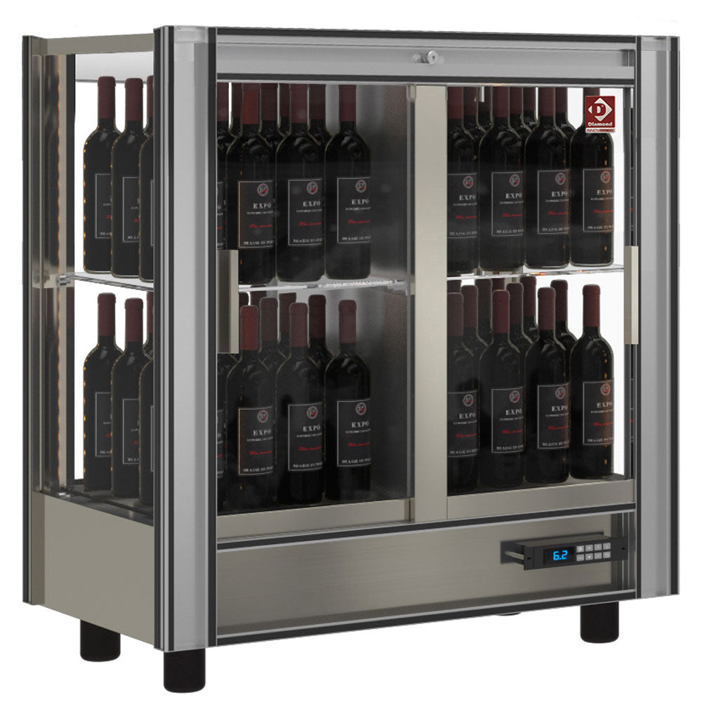 Vitrine réfrigérée à vins Diamond modulable, capacité de 216 litres, vitrine traversante avec étagères en verre.