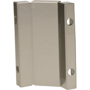 Plinthe en inox Diamond à angle interne, finition brillante pour finition élégante et durable dans la décoration intérieure.