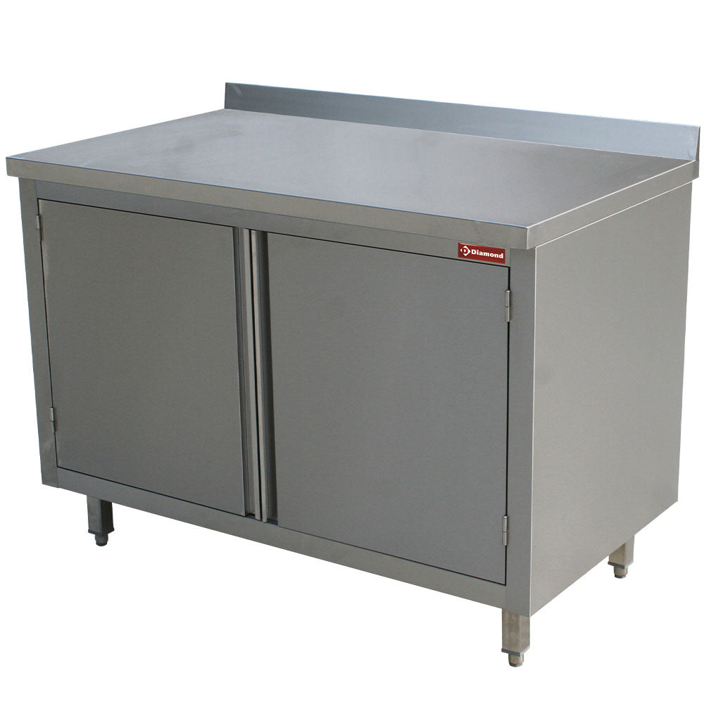 Table armoire neutre Diamond avec portes battantes, dosser, finition élégante, vue de face avec portes ouvertes.
