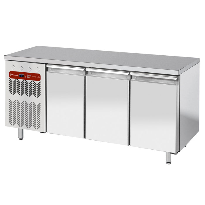 Table frigorifique ventilée Diamond à 3 portes GN 1/1 avec groupe à gauche, réfrigérée, pour stockage alimentaire.