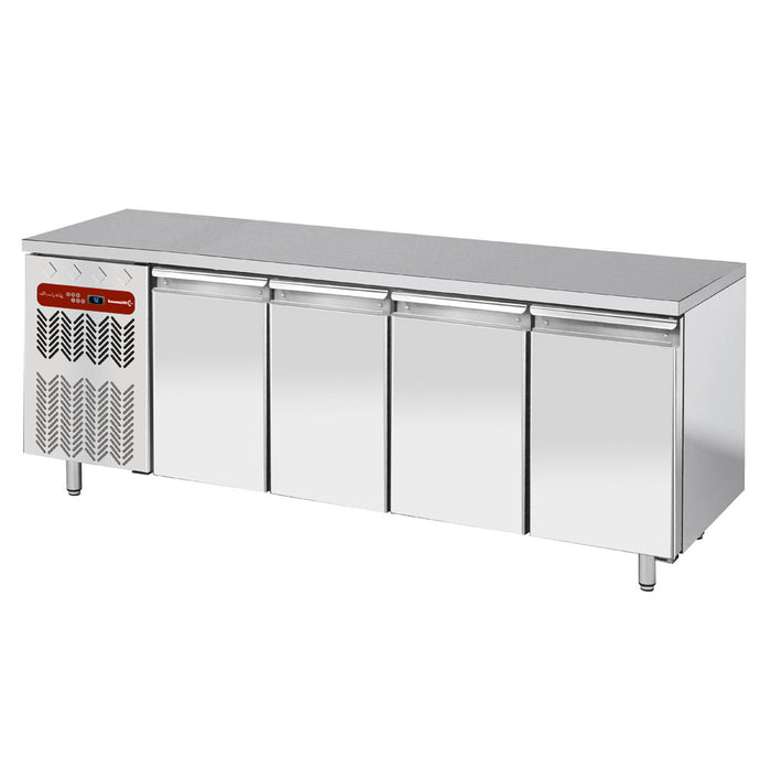 Table frigorifique ventilée Diamond à 4 portes GN 1/1, groupe à gauche, réfrigérée, pour stockage alimentaire.