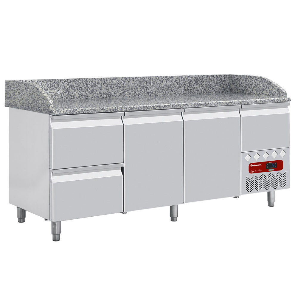 Table pizza Diamond avec 2 portes, 2 tiroirs neutres et tiroir à ustensiles, dimensions 600x400, pour stockage alimentaire.