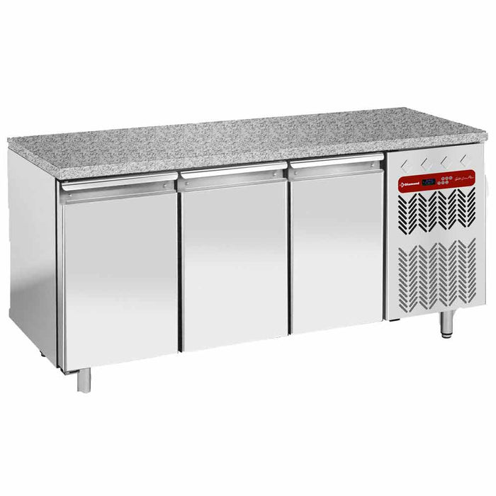 Table de congélation, ventilée, 3 portes EN 600x400 - Top en granit