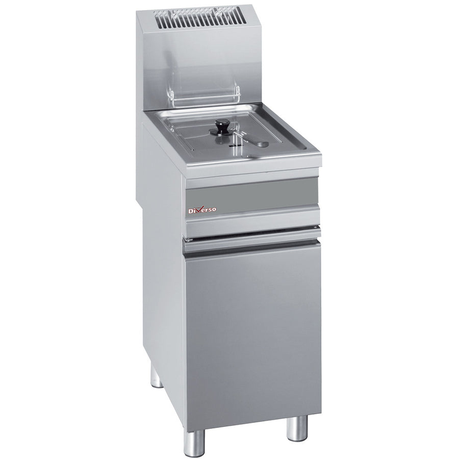 Friteuse à gaz Diverso avec cuve de 15 litres sur armoire, version sur meuble, appareil de cuisson professionnel.