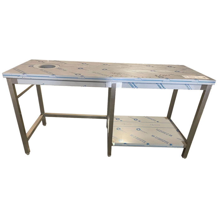 Table de travail avec 1/2 sous-tablette a droite
