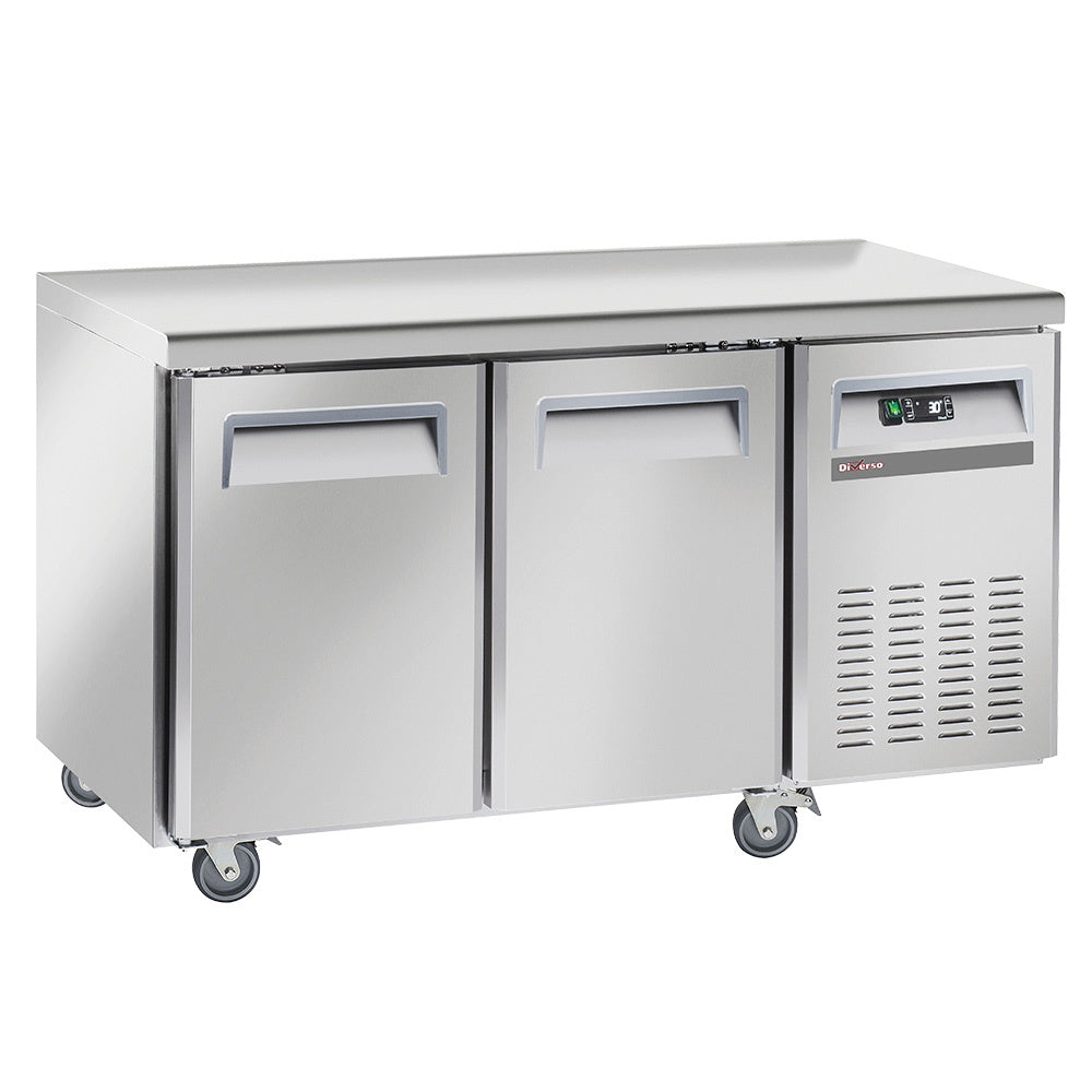 Table de congélation ventilée Diverso avec 2 portes GN 1/1, sur roues avec freins, idéale pour stockage froid professionnel.