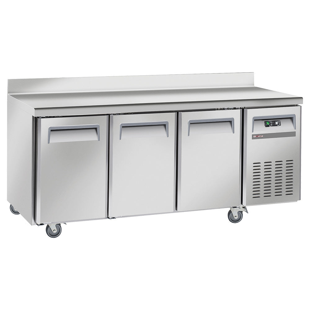 Table frigorifique, ventilé, 3 portes GN 1/1, avec dosseret, sur roues, 2 avec freins