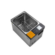 Cuiseur sous vide Maxima de 12,5 L avec écran numérique et cordon d'alimentation, vue de face.