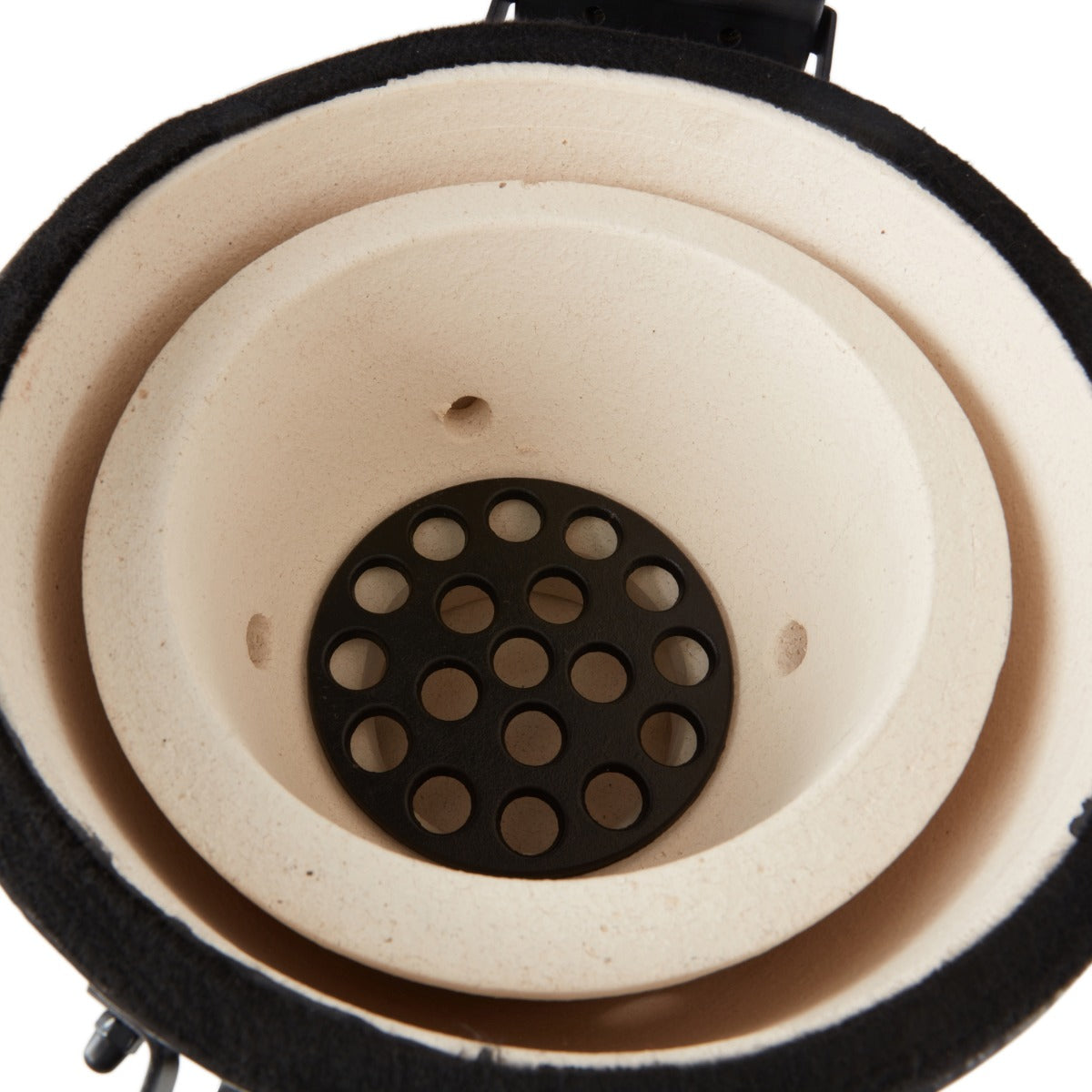 Barbecue kamado Maxima premium de 16 pouces avec couvercle en céramique et grille en acier, prêt pour la cuisson en plein air.