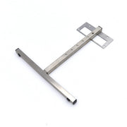 Lampe chauffante Maxima en forme en T, avec grille de protection, utilisée pour le chauffage intérieur ou extérieur.