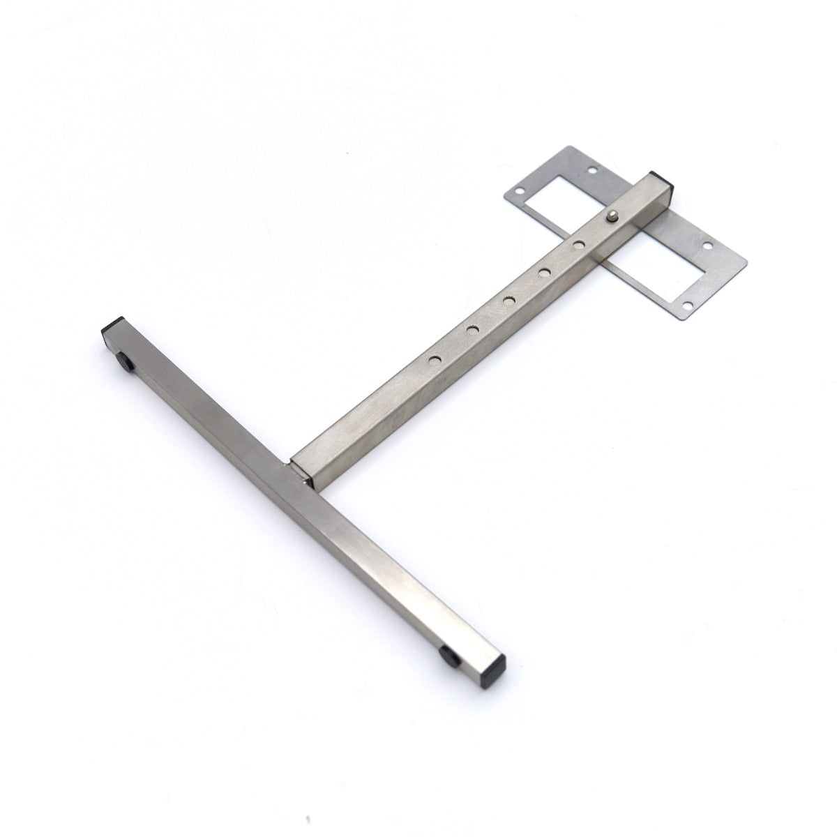 Lampe chauffante Maxima en forme en T, avec grille de protection, utilisée pour le chauffage intérieur ou extérieur.