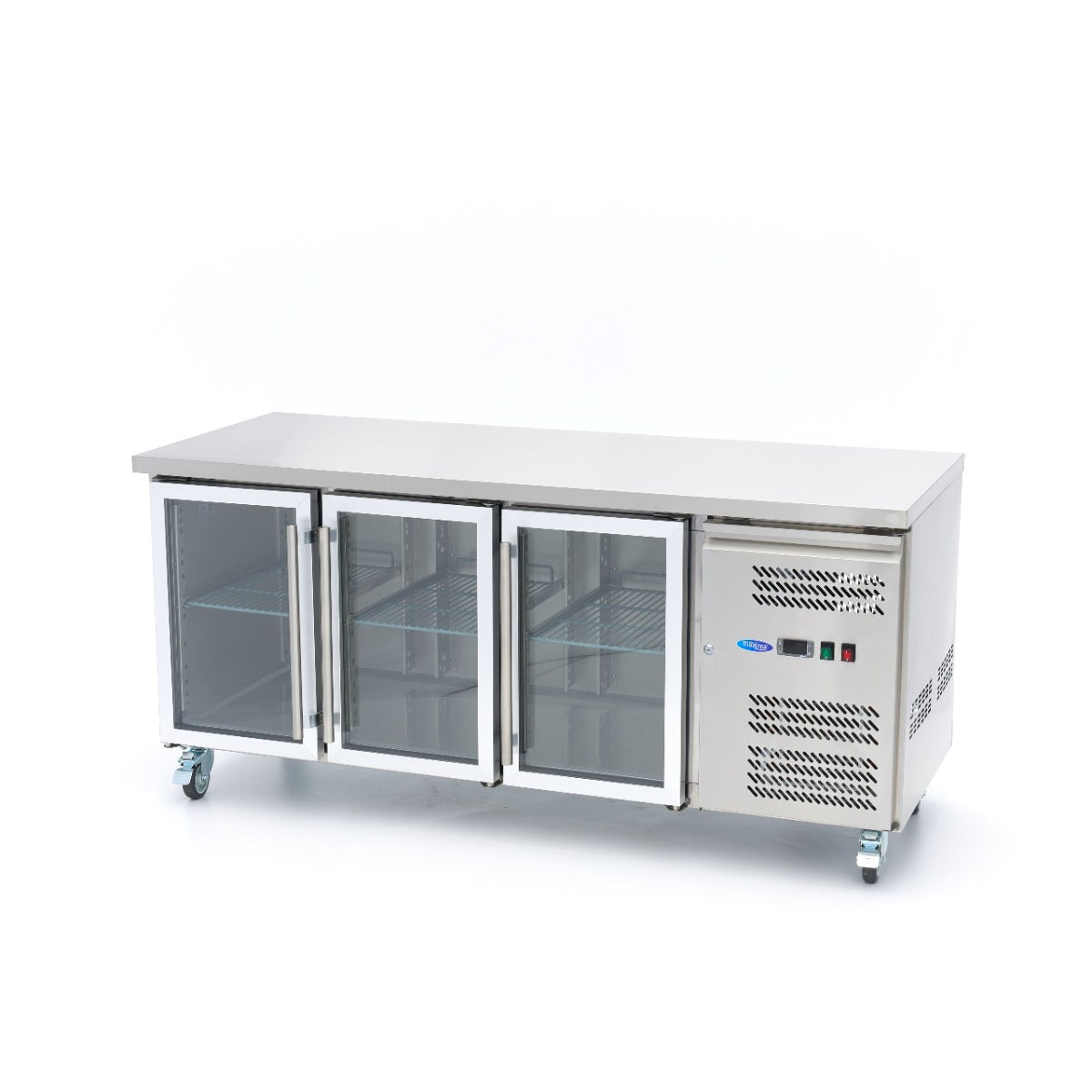 Réfrigérateur de comptoir Maxima de 180 cm avec trois portes vitrées, idéal pour la présentation de boissons ou aliments.