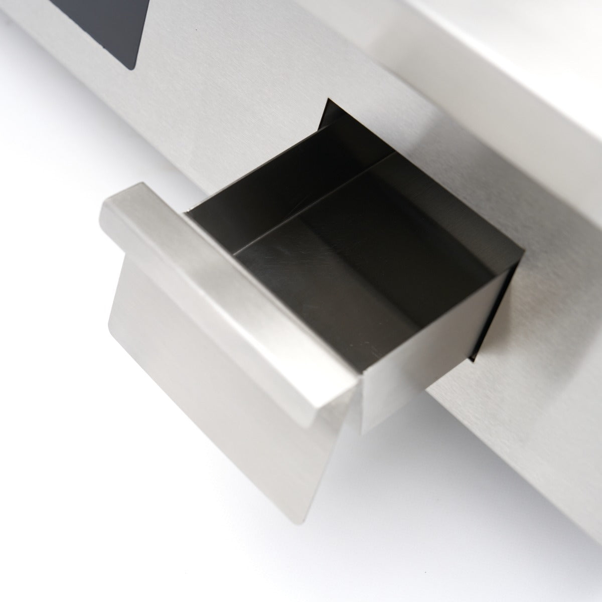 Fourchette de cuisson à induction Maxima 700, plancha double lisse et rainurée, 5000 W, pour cuisson efficace.