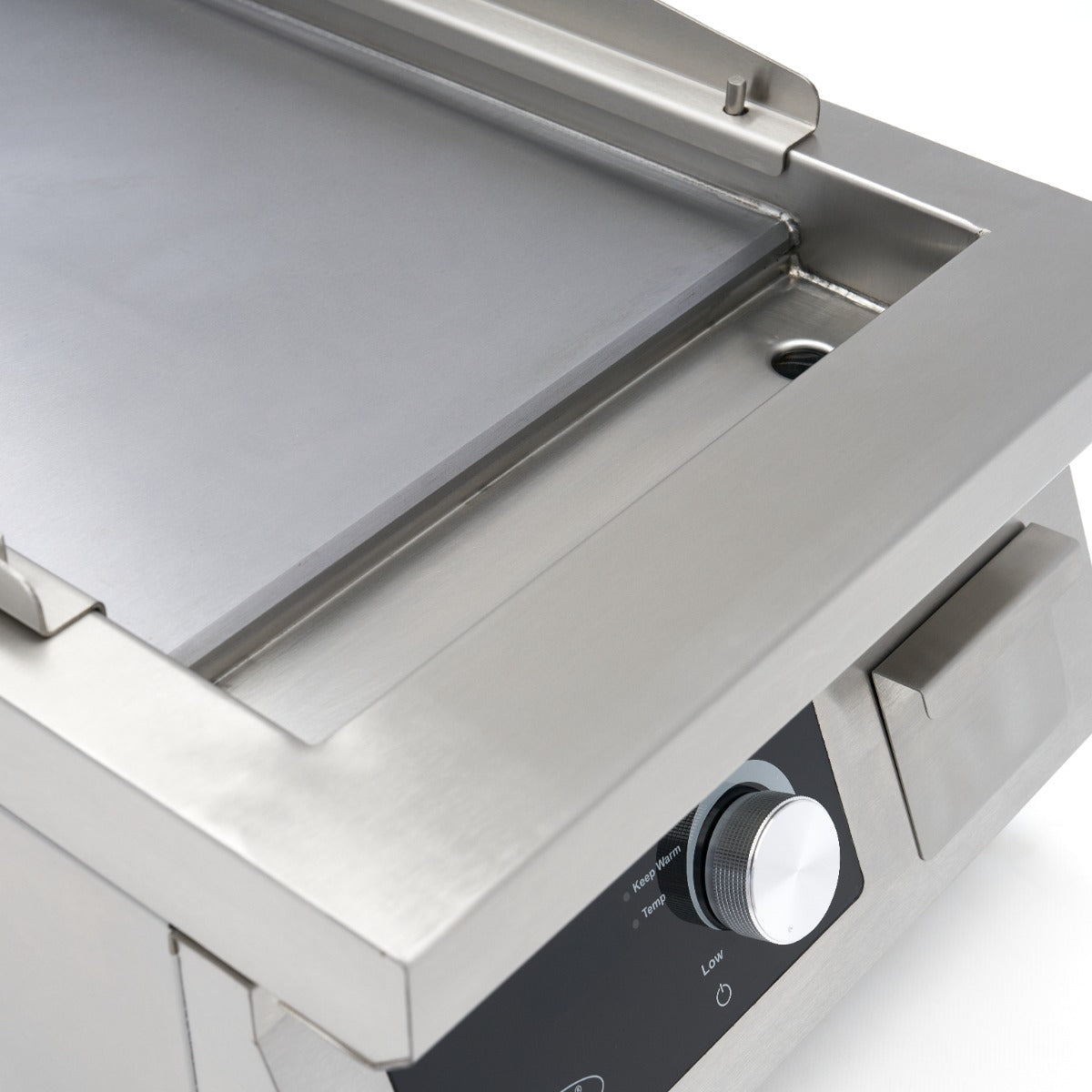 Fourchette de cuisson à induction Maxima 700, plancha lisse de 5 000 W pour cuisine rapide et efficace.