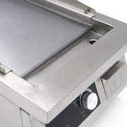 Fourchette de cuisson à induction Maxima 700, lisse, 5000 W, pour cuisson simple et efficace.