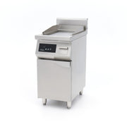 Fourchette de cuisson à induction Maxima 700, plancha à induction lisse 5 000 W avec support, vue en gros plan
