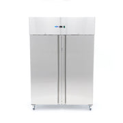 Réfrigérateur Maxima 2 portes en acier inoxydable, 800 L, 6 étagères réglables, sur roulettes, design moderne.