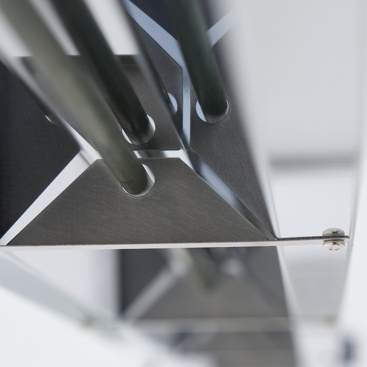 Rampe chauffante Maxima de 137 cm, tube lumineux pour installation au plafond ou en pose libre, idéale pour chauffage.
