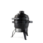 Gril kamado premium Maxima de 13 pouces, en céramique noire, avec couvercle et poignée, pour barbecue en extérieur.