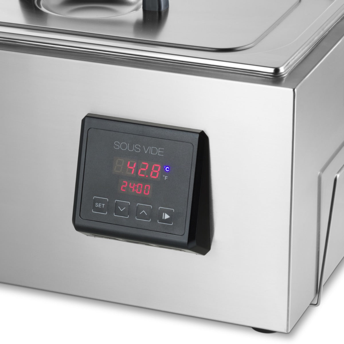Cuiseur sous vide Maxima de 28 L avec écran numérique et câble d'alimentation, idéal pour la cuisson à basse température.