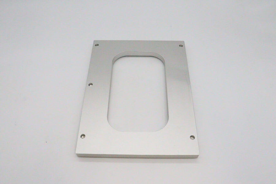 Plateau de 1/4 GN Maxima, 263x161 mm, moyen, à une seule compartiment, utilisé pour la scelleuse de plateaux.
