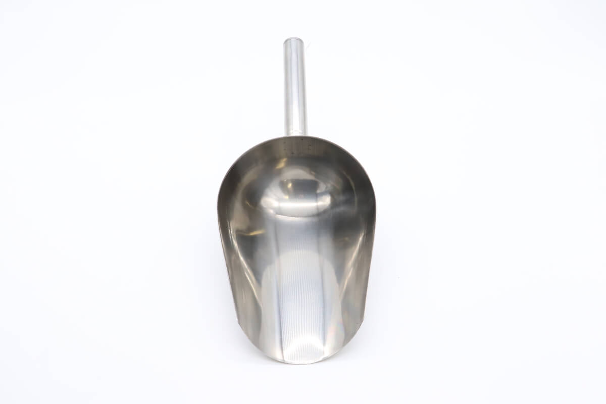 Pelle à cendres pour barbecue Kamado Maxima, outil en métal pour nettoyer le charbon et les cendres du barbecue.