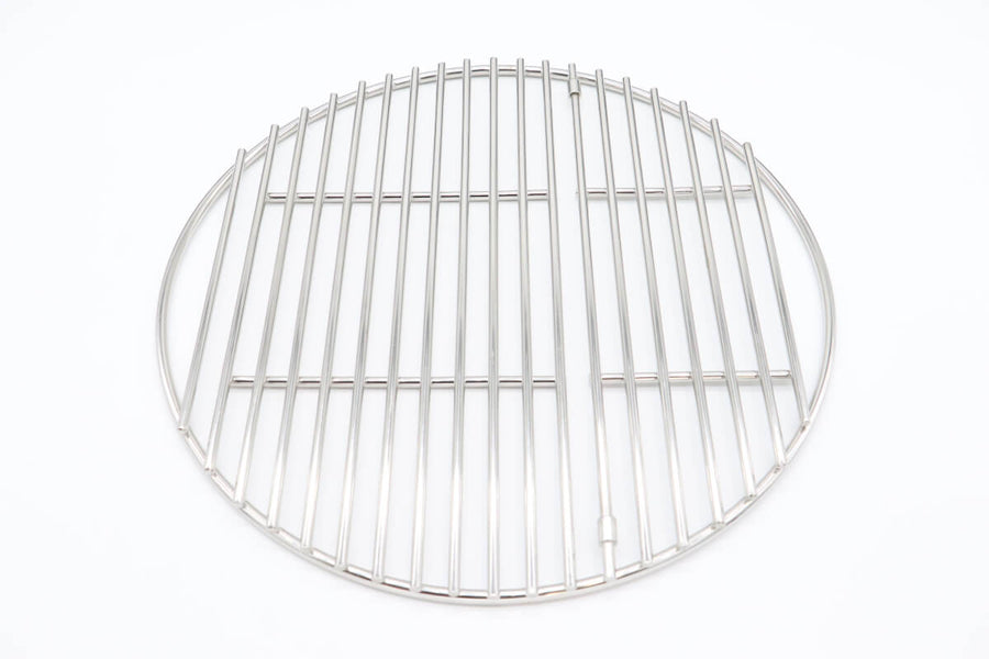 Plaque de grill en acier inoxydable de 32 cm pour barbecue Kamado Maxima, avec surface de cuisson lisse et résistante.