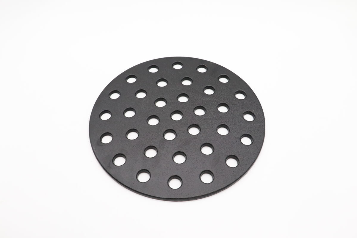 Grille à charbon de bois pour barbecue Kamado Maxima, diamètre 56 cm, en acier robuste et résistante à la chaleur.