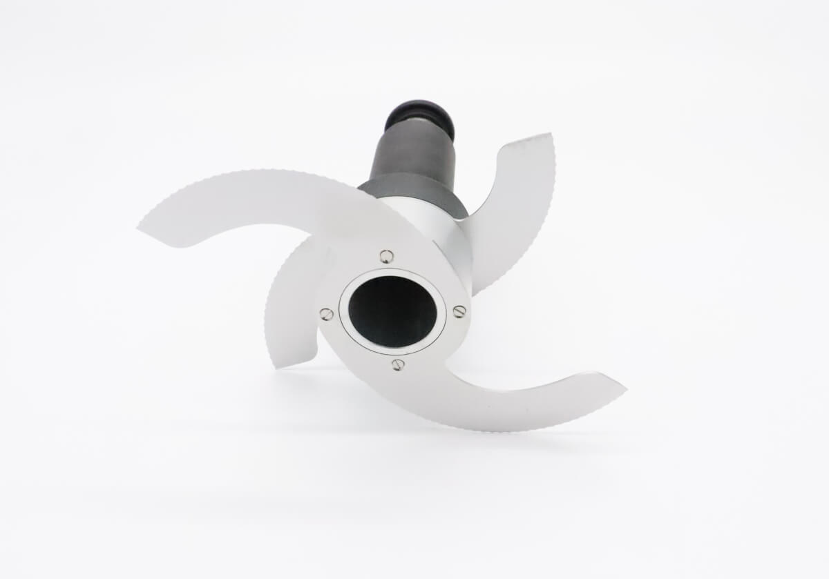 Robot culinaire Maxima avec lame en S dentelée pour couper finement dans un bol de 12/18 L