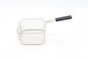 Friteuse à induction Maxima 8L avec panier de cuisson complet, vue montrant le panier en acier inoxydable et le panneau de contrôle