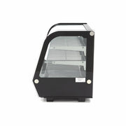 Vitrine à gâteaux réfrigérée Maxima de 120 L avec portes coulissantes arrière, longueur de 70 cm, pour présentation de desserts.