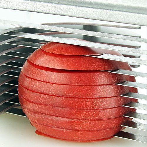 Coupe-tomate Maxima, coupe-légumes avec lame amovible de 4 mm pour trancher les tomates et légumes facilement.