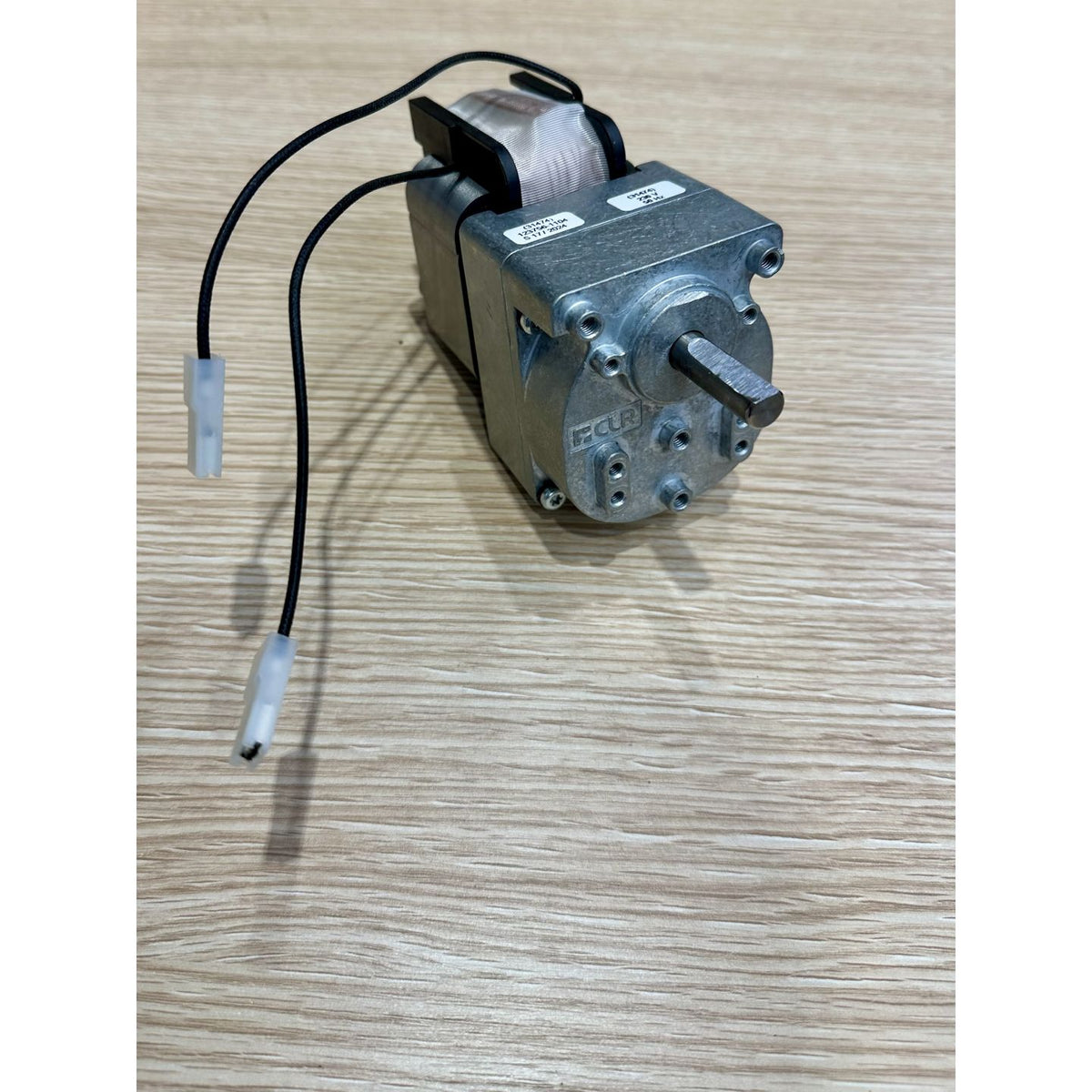 Moteur de broche FECA pour rôtissoires EKO 210 à EKO 840, accessoire compatible, image montrant le moteur.