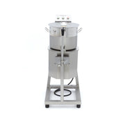 Robot de cuisine Maxima de 30 L avec bol en acier inoxydable et divers accessoires pour préparer facilement en cuisine.