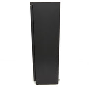 Réfrigérateur Maxima noir de 400 L avec 4 étagères réglables, affichant un intérieur spacieux et moderne.