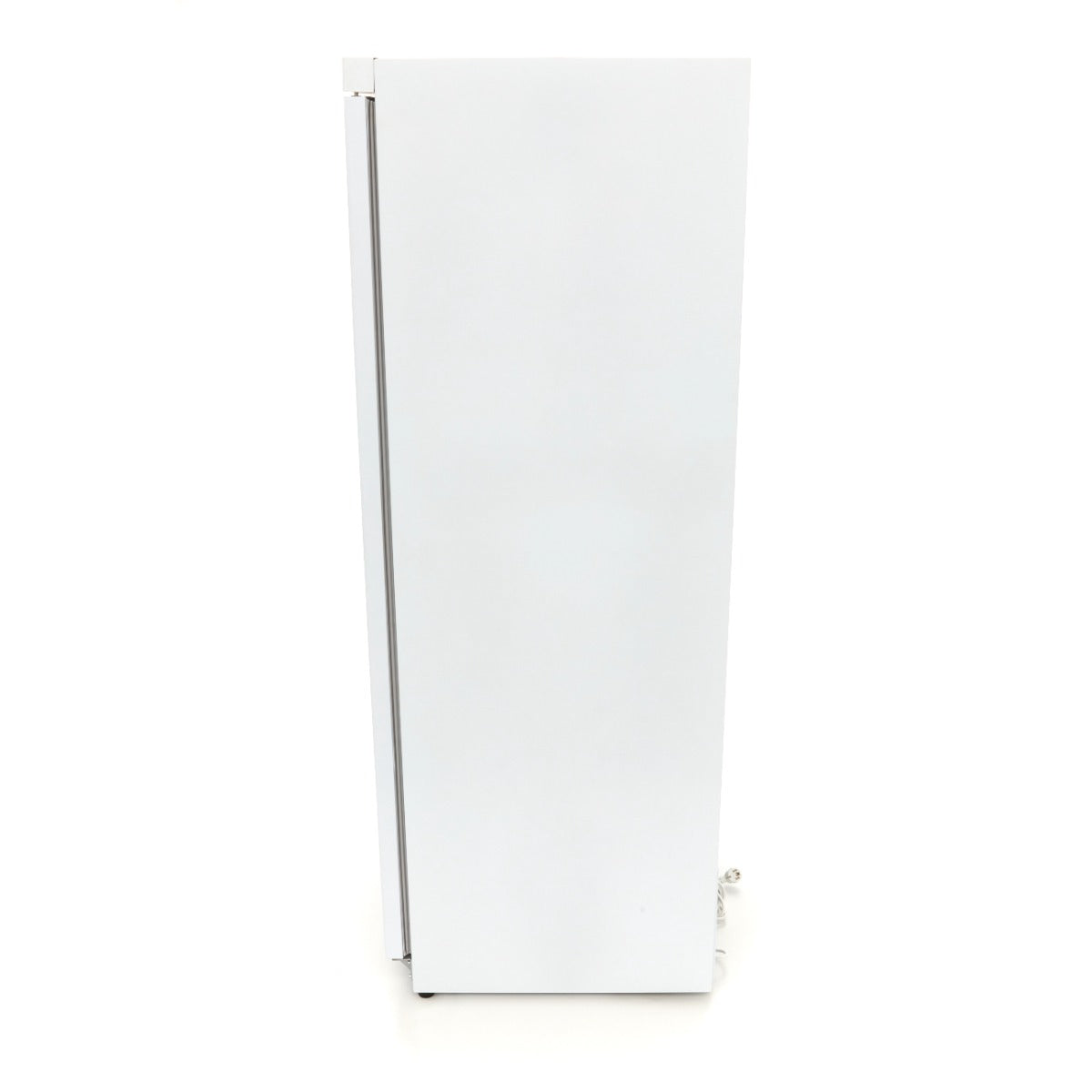 Réfrigérateur Maxima blanc de 600 L avec 4 étagères réglables visible à l'intérieur et à l'extérieur.