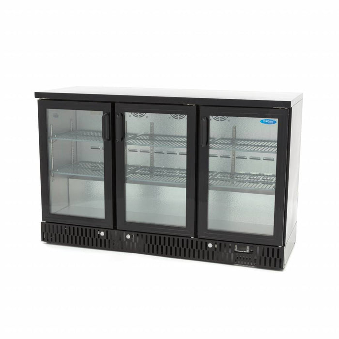 Réfrigérateur à boissons Maxima avec 3 portes battantes et 6 étagères réglables, intérieur visible avec boissons et espace de stockage