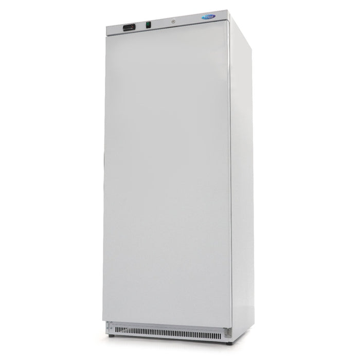 Réfrigérateur Maxima blanc de 600 L avec 4 étagères réglables, intérieur spacieux et moderne.