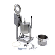 Robot de cuisine Maxima avec bol de 30L, incluant accessoires, pour préparer divers plats en grande capacité.