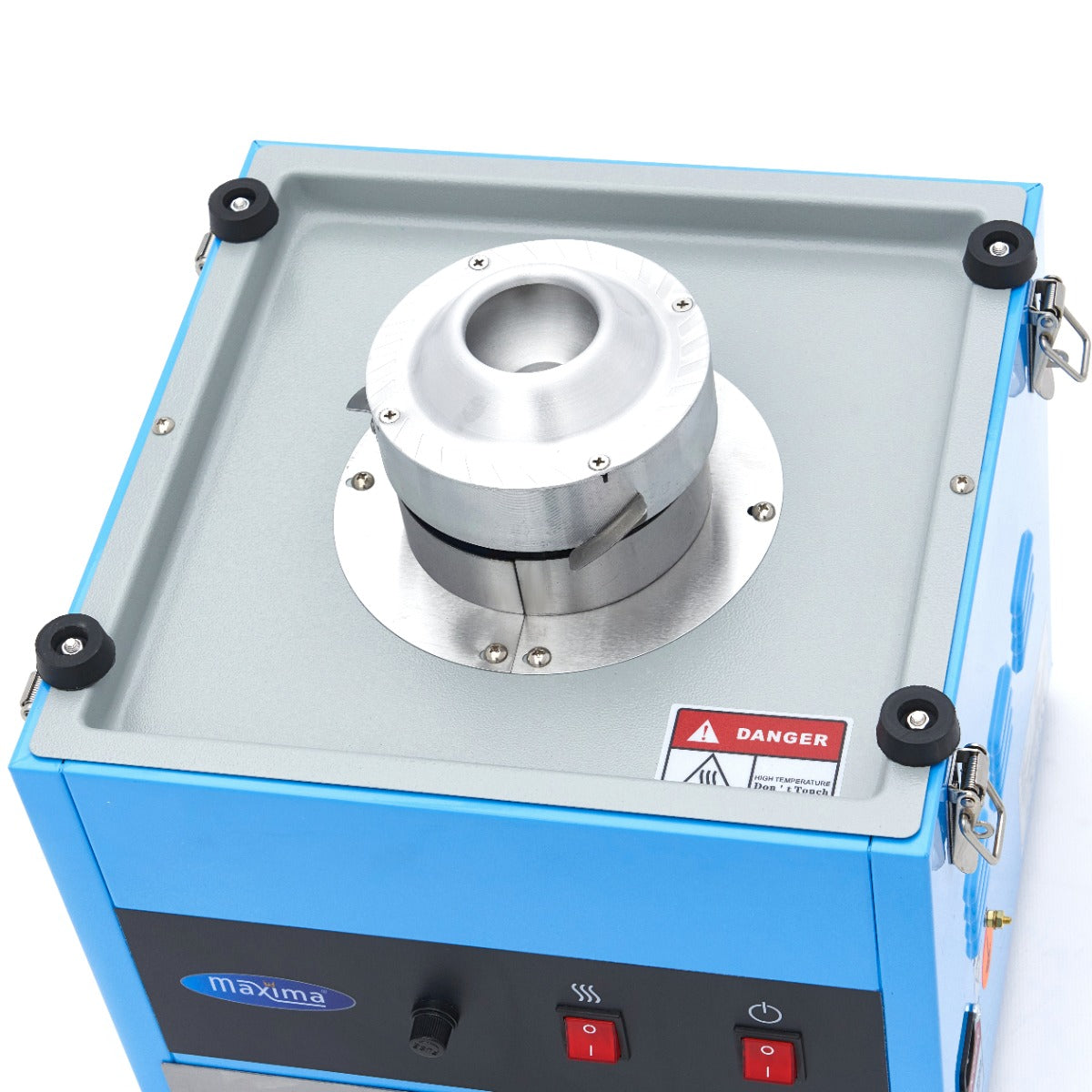 Machine à barbe à papa Maxima bleu, diamètre 52 cm, vue de face avec une boule de sucre filée prête à servir.