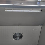 Réfrigérateur en acier inoxydable Maxima de 600 L avec porte en verre et 3 étagères réglables en acier inoxydable.