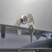 Réfrigérateur en acier inoxydable Maxima avec porte en verre, 700 L, 3 étagères réglables, capacité généreuse.