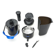 Extracteur de jus Maxima avec presse-agrumes à 2 vitesses et hauteur de verre de 19 cm, pour préparer des jus frais.