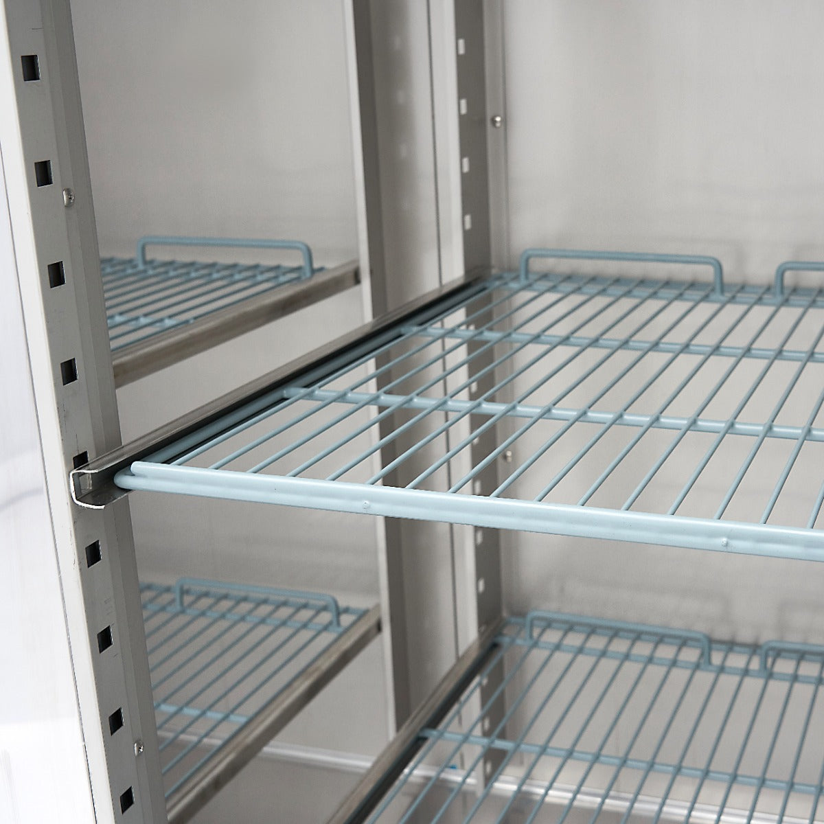 Réfrigérateur Maxima 2 portes en acier inoxydable avec porte en verre, 1200 L, 6 étagères réglables (2/1 GN).